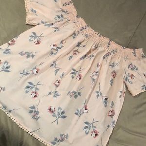 1X Women’s Pink Floral Off the Shoulder Top